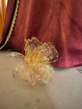 Rosa de resina artesanal para tamaño natural