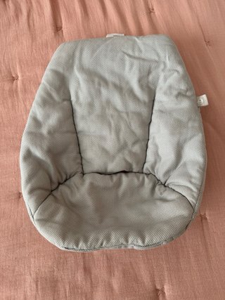 Silla Stokke Rosa + Accesorios