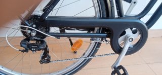 Bicicleta Eléctrica B Twin Elops Negra
