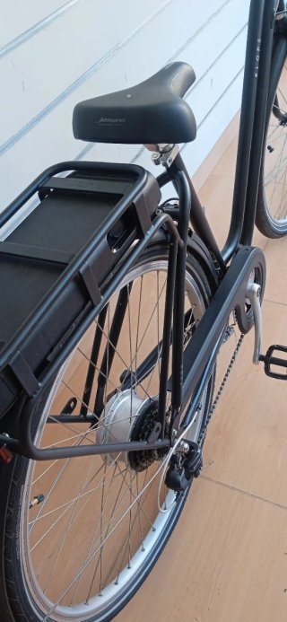 Bicicleta Eléctrica B Twin Elops Negra