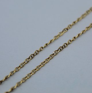 Cadena de oro de 18k. Peso: 3.29 gr.