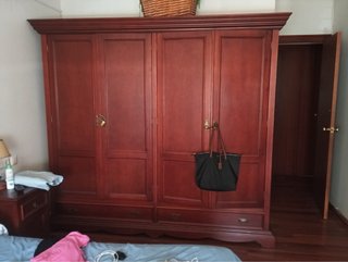 Se regala Habitación con cama plegable y ropero