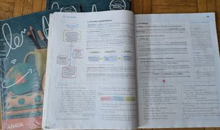 Lote de libros de texto de 1 ESO IES Ordoño II