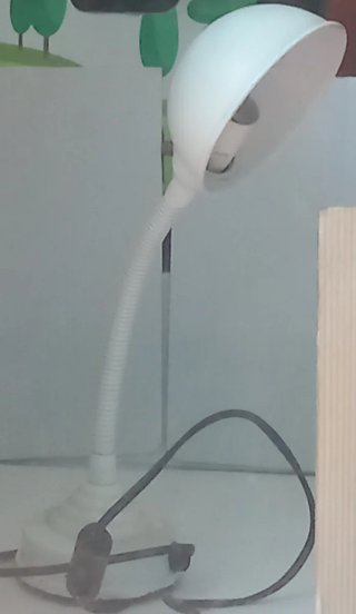 Lámpara de escritorio flexo blanca