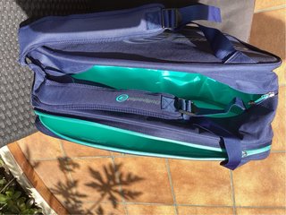 Paletero Bullpadel Azul Marino