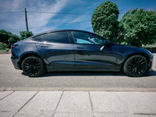 Tesla Model 3 2024