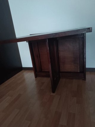 Mesa comedor plegable Banak madera maciza