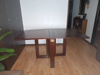 Mesa comedor plegable Banak madera maciza