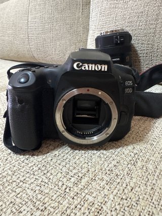 Canon EOS 90D + 3 objetivos + baterías