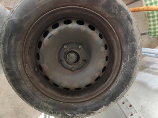 Llantas Renault con tapacubos