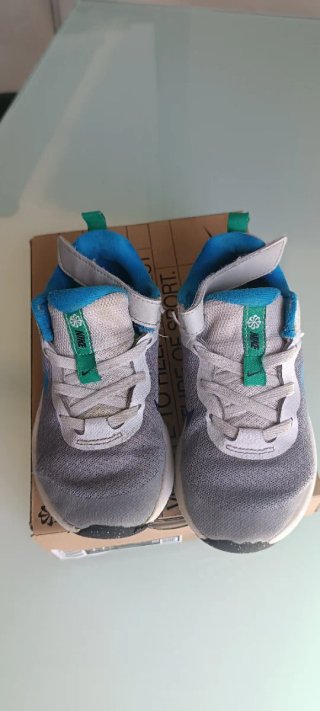 Zapatillas Nike niño talla 28