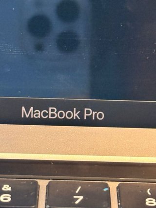 MacBook Pro 16