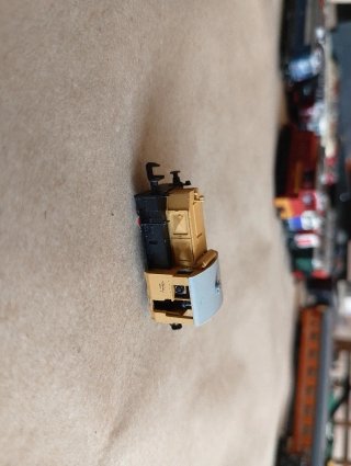 Locomotora ARNOLD