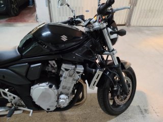 Suzuki GSF 650 Bandit Inyección Negra