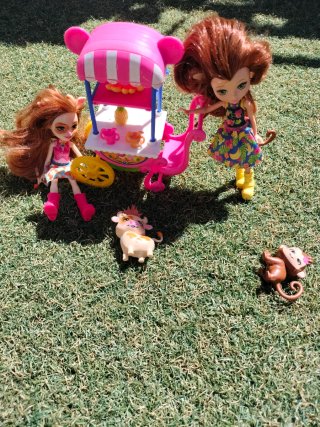 Enchantimals Carrito de Té y Muñecas