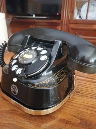 Teléfono antiguo RTT 56 B,funciona analógico