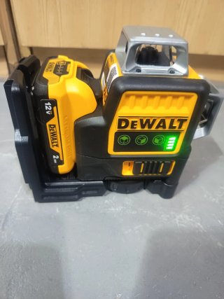Nivel Láser Dewalt 4D 360°