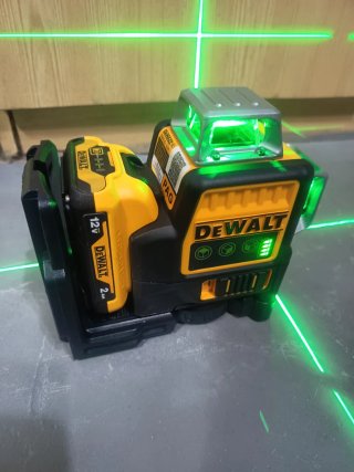 Nivel Láser Dewalt 4D 360°