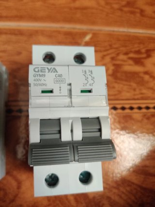 Interruptores Magnéticos Geya Nuevos