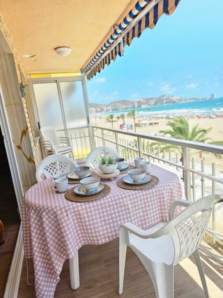 Apartamento en la playa de cullera frente al mar