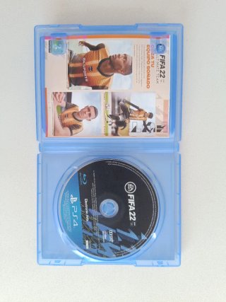 Lote 5 Juegos para PS4: FIFA 23,FIFA 22,GTA V, AC
