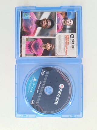 Lote 5 Juegos para PS4: FIFA 23,FIFA 22,GTA V, AC