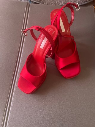 Zapatos de vestir rojos talla 37