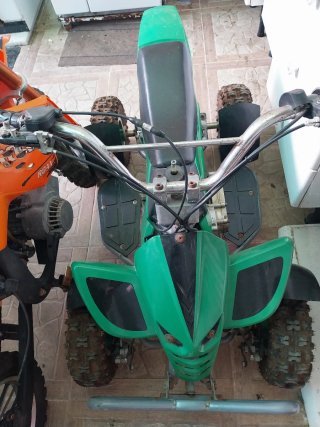 Moto y Quad ROAN para niño solo venta