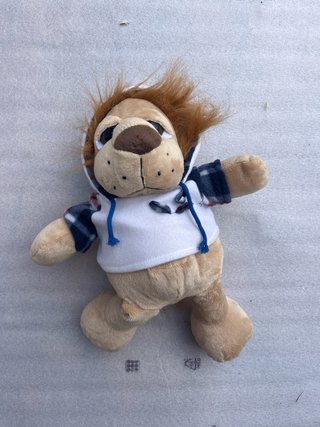Peluche León con Sudadera