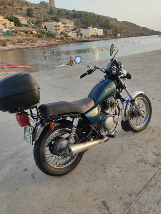 Suzuki GN250 Manual