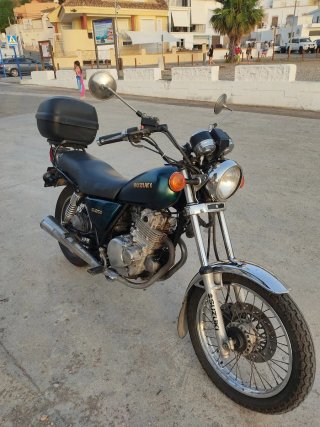 Suzuki GN250 Manual