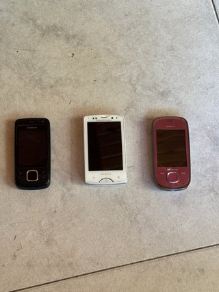 Tecnología Vintage: 2 Cargadores,3 Móviles, cascos