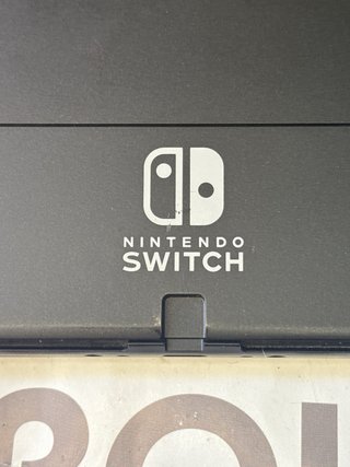 Nintendo Switch OLED Azul/Rojo
