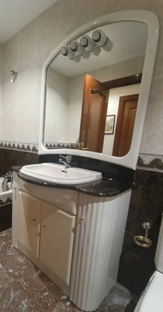 Mueble de baño moderno