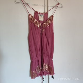 Top Divina rosa con paillettes oro T.S