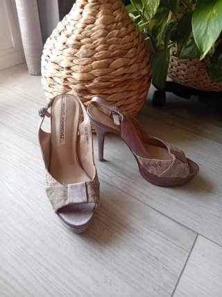 Zapatos de fiesta Adolfo Domínguez
