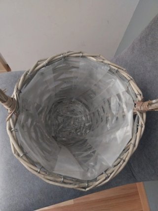 Cesta decorativa mimbre con asa