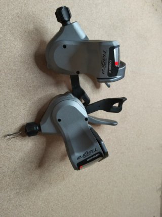 Kit Manillar Plano Shimano Tiagra 2x10v