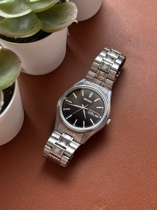 Seiko Quartz Black Day-Date