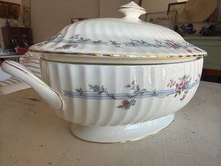 Sopera Minton porcelana floral