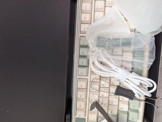 Teclado Mecánico YUNZII B75 PRO  003966