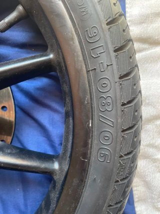 Neumático Michelin 90/80-16 GMP Winter + llanta