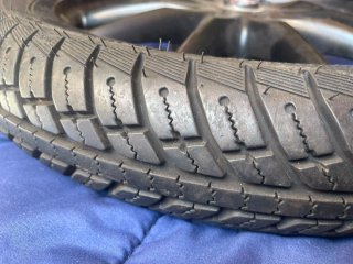 Neumático Michelin 90/80-16 GMP Winter + llanta