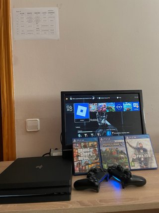 PlayStation 4 Pro (PS4 Pro) Negra