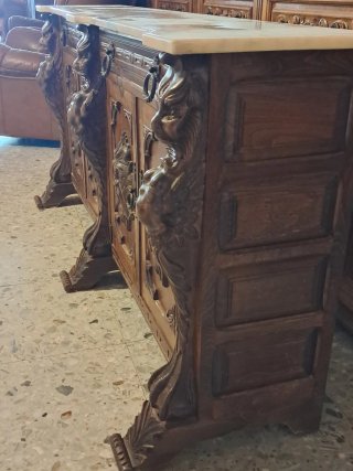 Aparador Renacimiento Español Antiguo