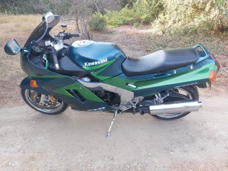 Kawasaki sport turismo Verde