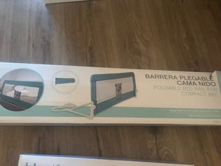 Barrera plegable para cama nido