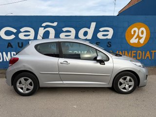 Peugeot 207 2010