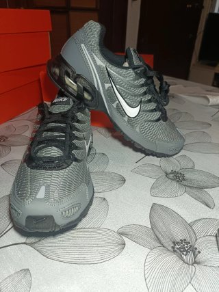 Nike Air Max Torch 4 Gris Negro. Nuevas