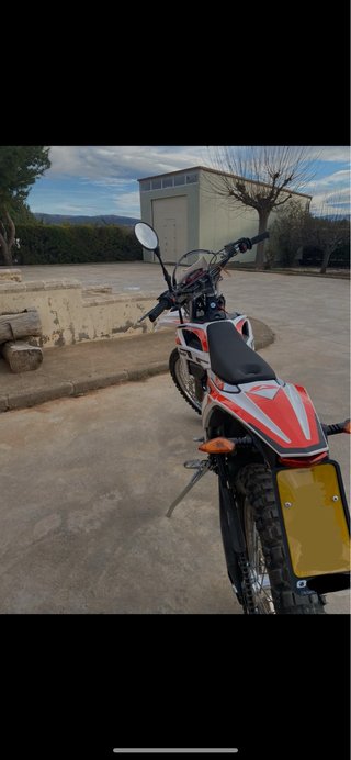Beta RR 50 Enduro Roja y Blanca
